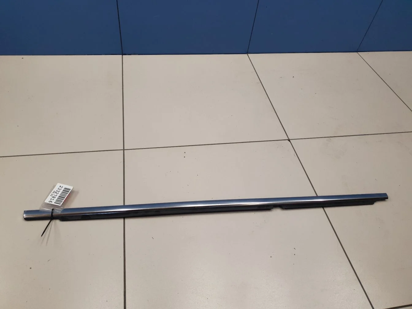 Молдинг стекла задней правой двери для Mercedes E-klasse W212 2009-2016