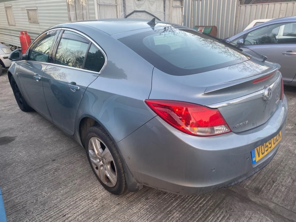 Продажа Opel Insignia 2.0D (130Hp) (A20DTJ) FWD MT по запчастям