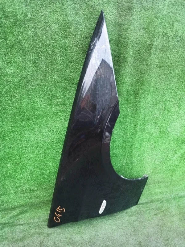 Крыло BMW 335i E90