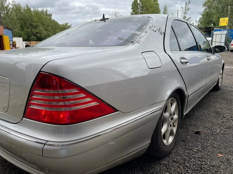 Продажа Mercedes-Benz S class 5.0 (306Hp) (113.960) RWD AT по запчастям