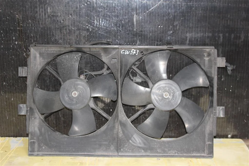 Б.у. диффузор радиатора MITSUBISHI OUTLANDER XL CW5W MITSUBISHI OUTLANDER XL CW5W