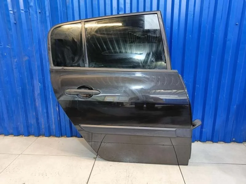 Дверь Renault Megane 2003 7751473734 2 1.5 K9KG722, задняя правая