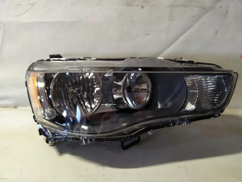 ФАРА MITSUBISHI OUTLANDER XL 2010 2011 2012 MB13002R CW1W 4B11, передняя правая