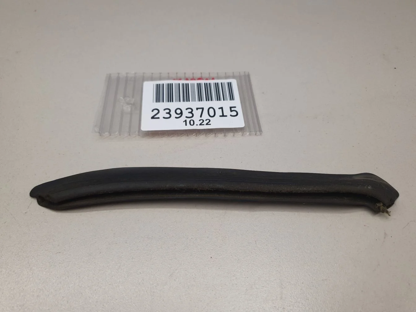 Уплотнитель двери багажника для Porsche Cayenne 955 957 2003-2010