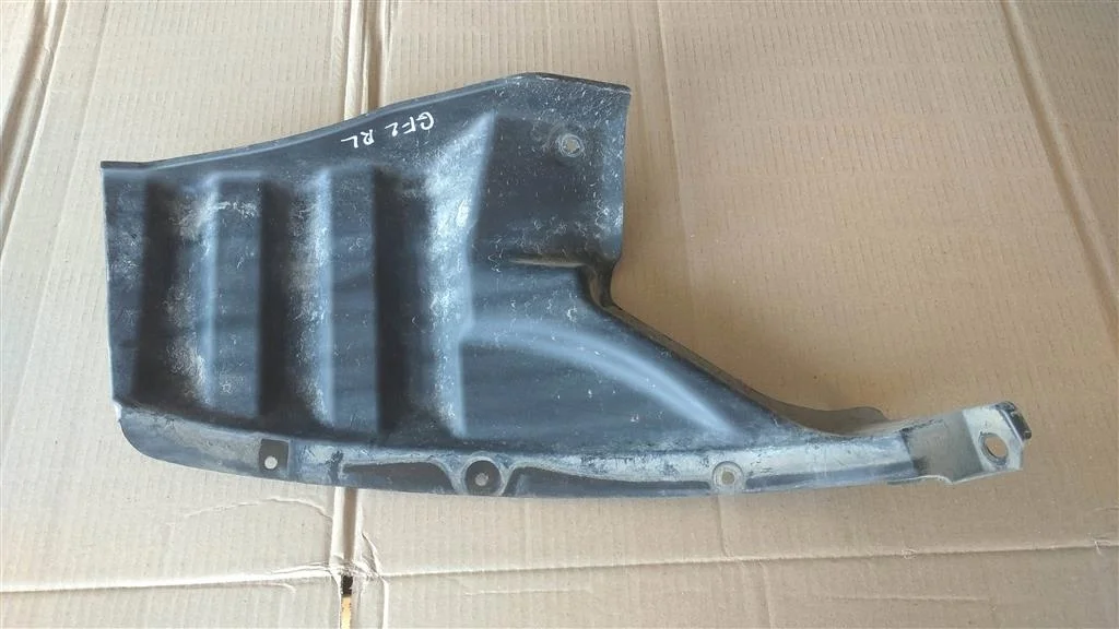 Б.у. пыльник бампера MITSUBISHI OUTLANDER GF2W MITSUBISHI OUTLANDER GF2W