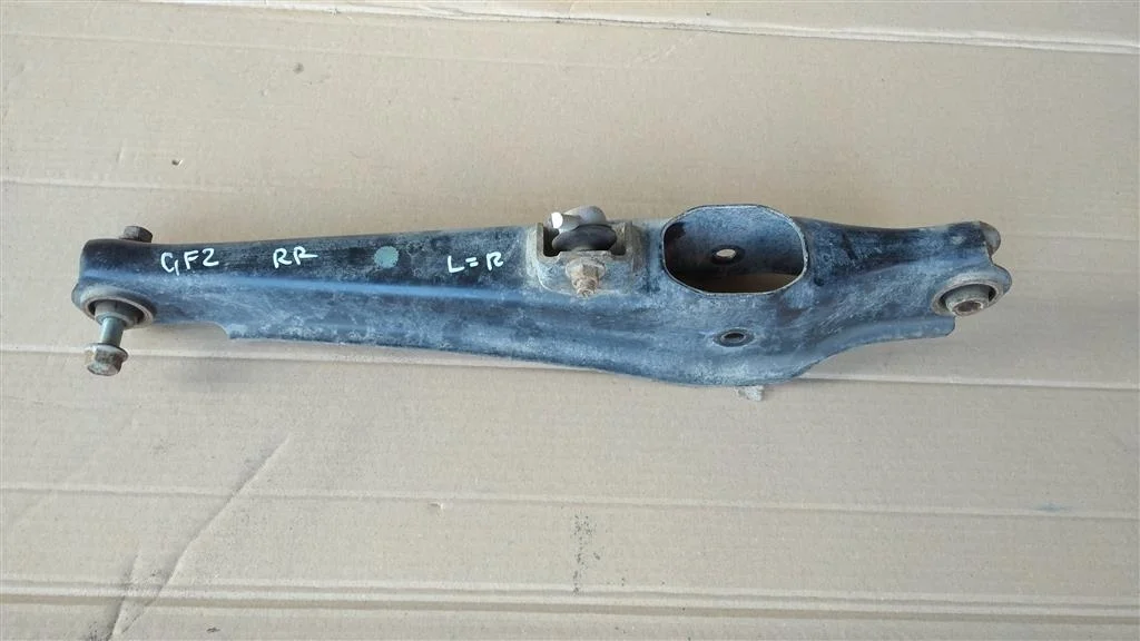 Б.у. рычаг MITSUBISHI OUTLANDER GF2W MITSUBISHI OUTLANDER GF2W