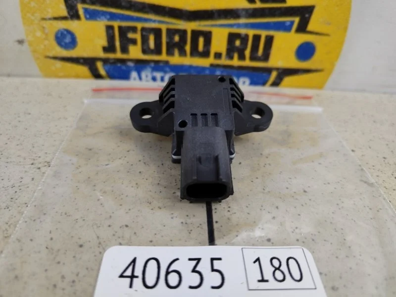 Датчик srs Land Rover Discovery 5 2017 L462