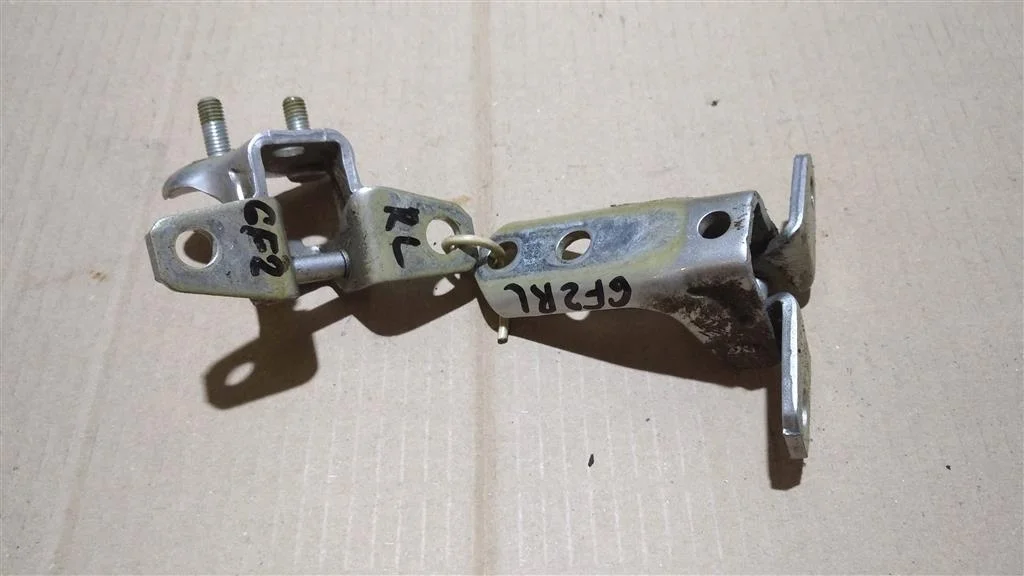 Б.у. петля двери MITSUBISHI OUTLANDER GF2W MITSUBISHI OUTLANDER GF2W