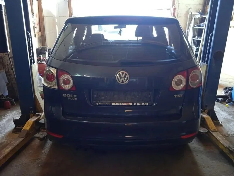 Продажа Volkswagen Golf Plus 1.6 (102Hp) (BSE) FWD AT по запчастям