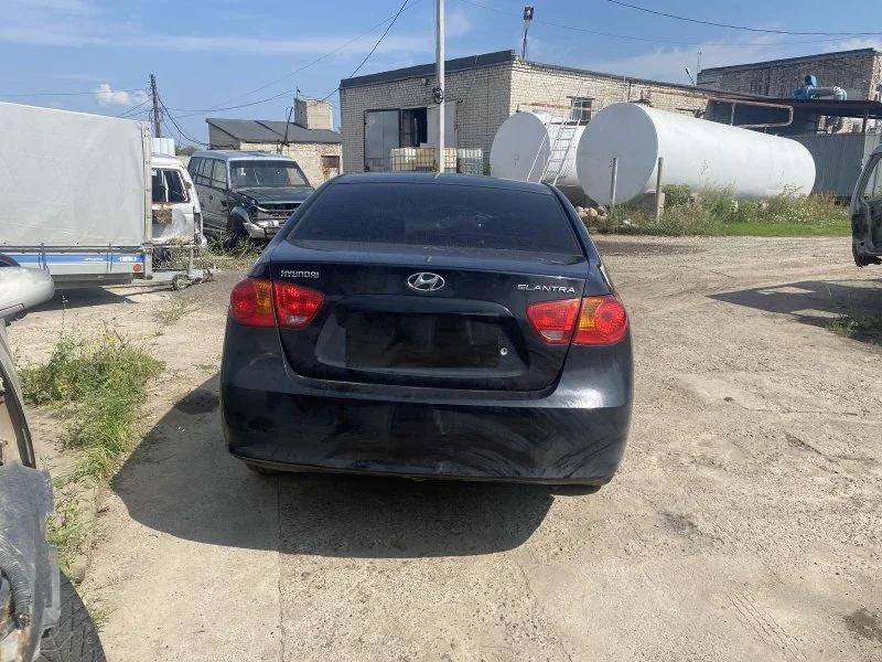 Продажа Hyundai Elantra 1.6 (123Hp) (G4FC) FWD MT по запчастям