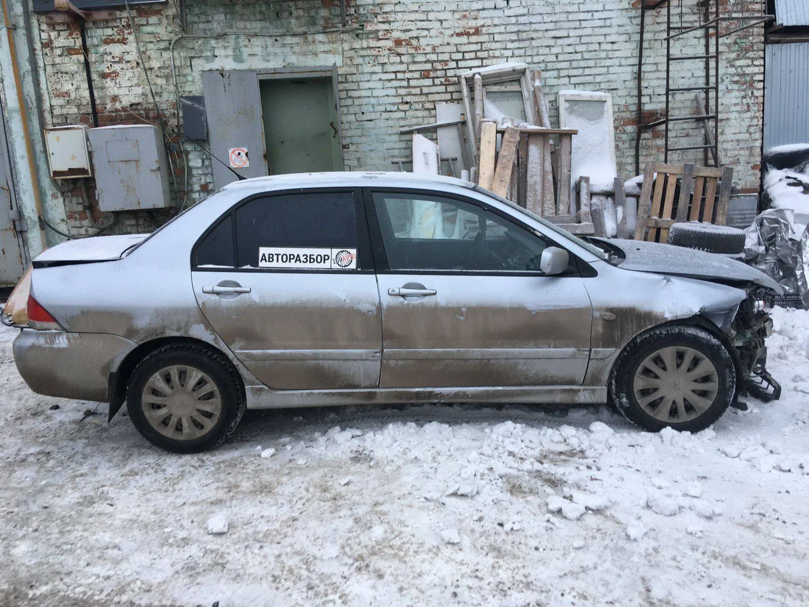 Продажа Mitsubishi Lancer 1.6 (98Hp) (4G18) FWD AT по запчастям