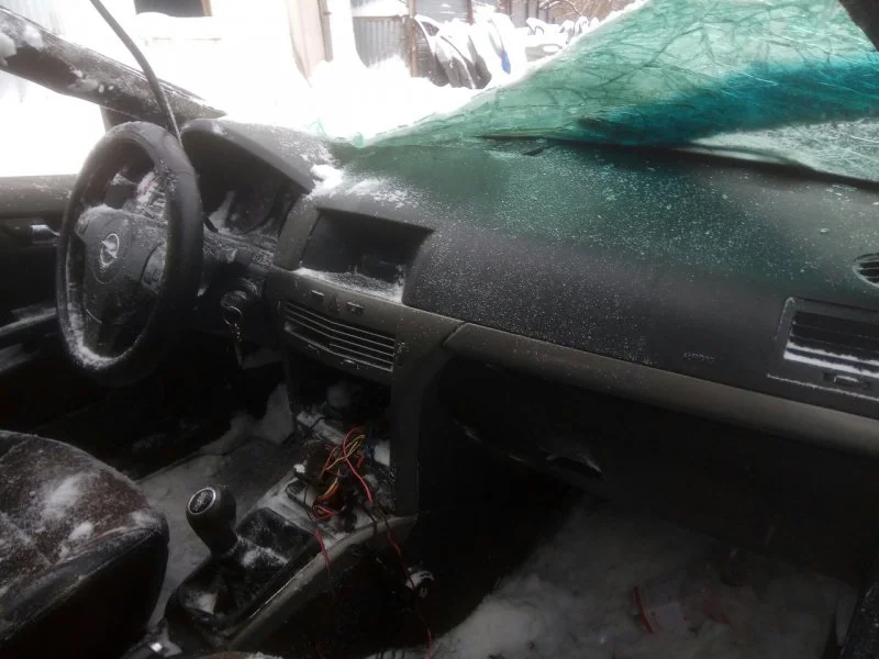 Продажа Opel Astra 1.8 (125Hp) (Z18XE) FWD AT по запчастям