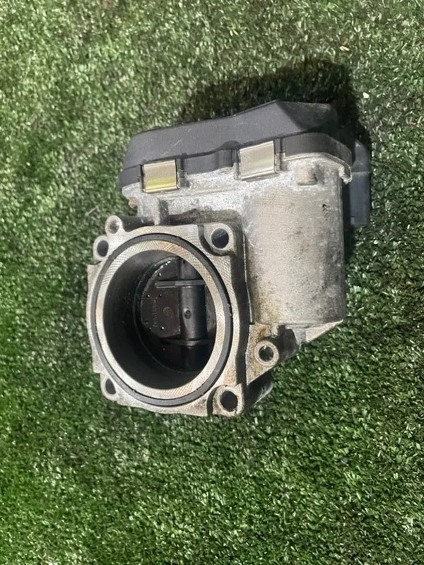 Дроссельная заслонка BMW 750iX 2013 F02