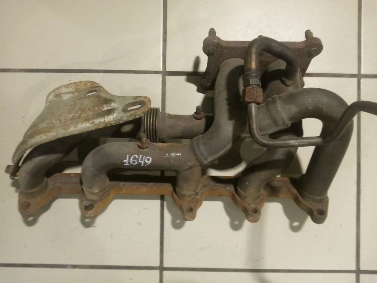 Коллектор выпускной Volkswagen Multivan (Transporter T4) IV + рестайлинг (1990–2003)