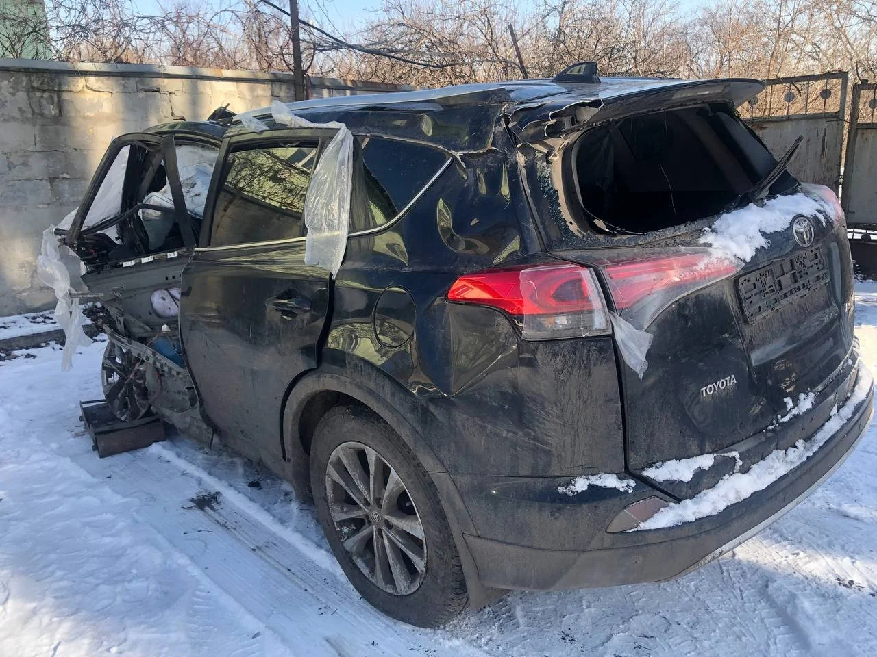 Продажа Toyota RAV4 2.0 (146Hp) (3ZR-FE) 4WD CVT по запчастям