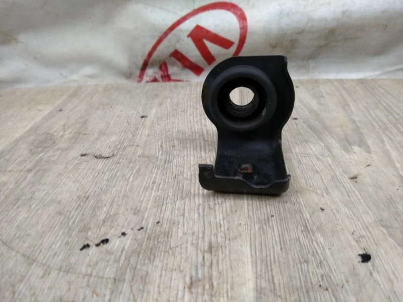 Кронштейн радиатора SUZUKI GRAND VITARA,5DR 2011г