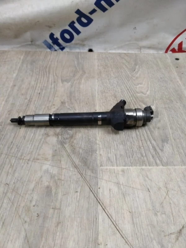 Форсунка топливная FORD TRANSIT 2009г