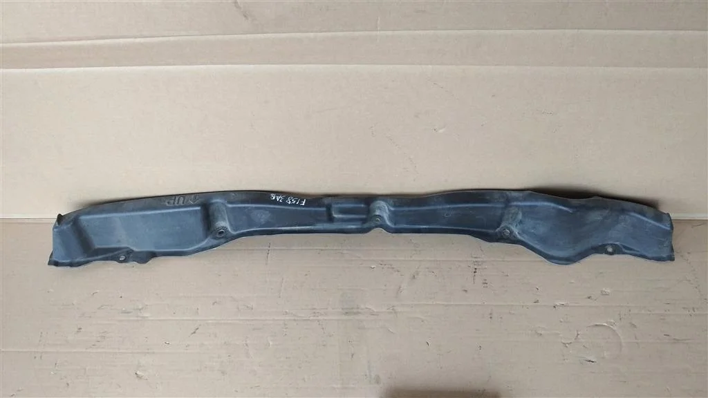 Б.у. защита бампера заднего NISSAN JUKE F15E NISSAN JUKE F15E