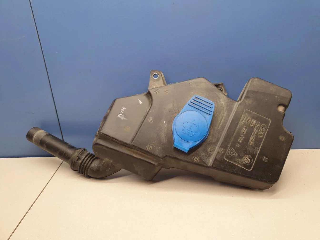 Горловина бачка омывателя для Audi A6 S6 C7 2011-2018