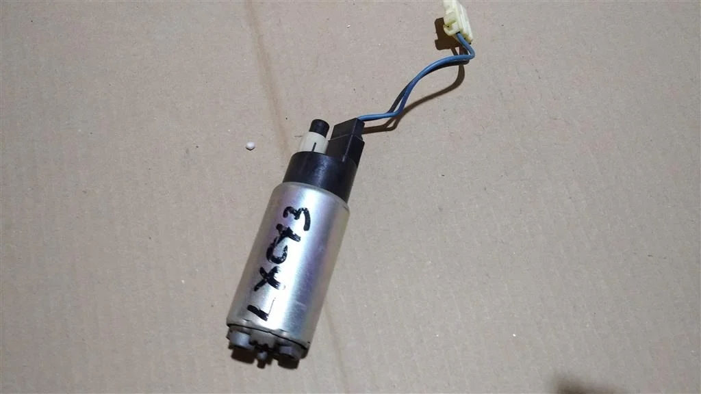 Б.у. насос топливный MITSUBISHI LANCER CY3A MITSUBISHI LANCER CY3A