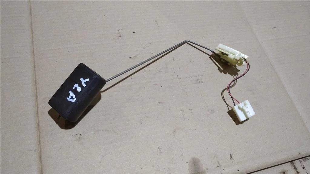 Б.у. датчик уровня топлива MITSUBISHI LANCER CY2A MITSUBISHI LANCER CY2A