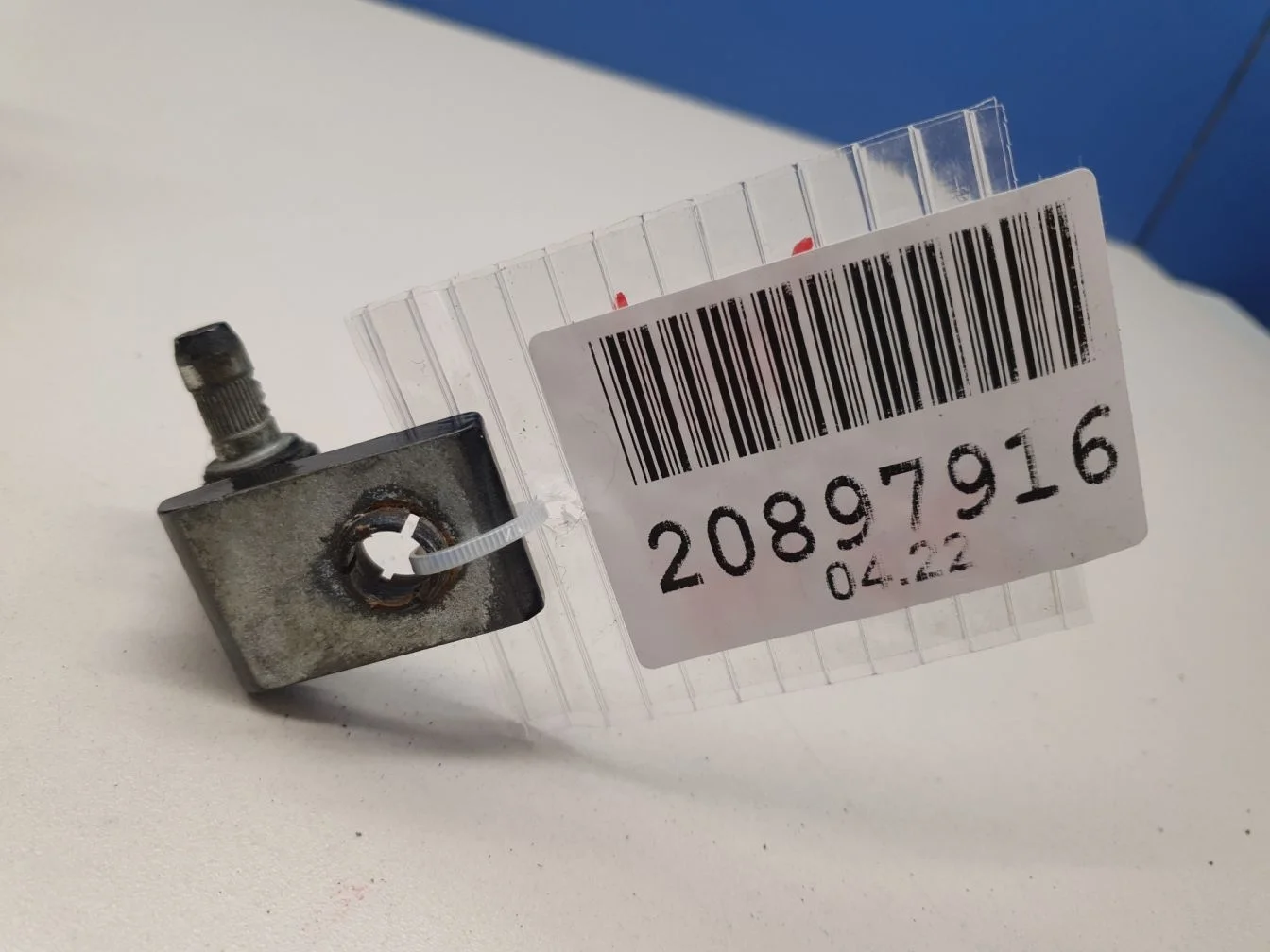 Петля двери передней правой для Audi A4 B8 2007-2015