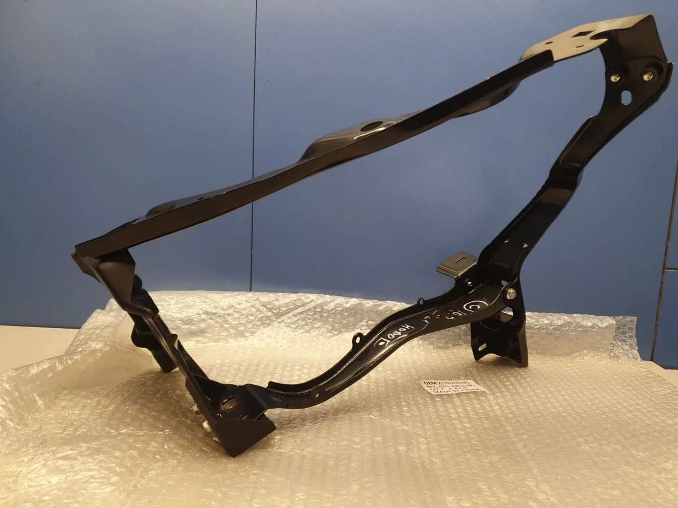 Кронштейн фары правый для Mercedes E-klasse W212 2009-2016