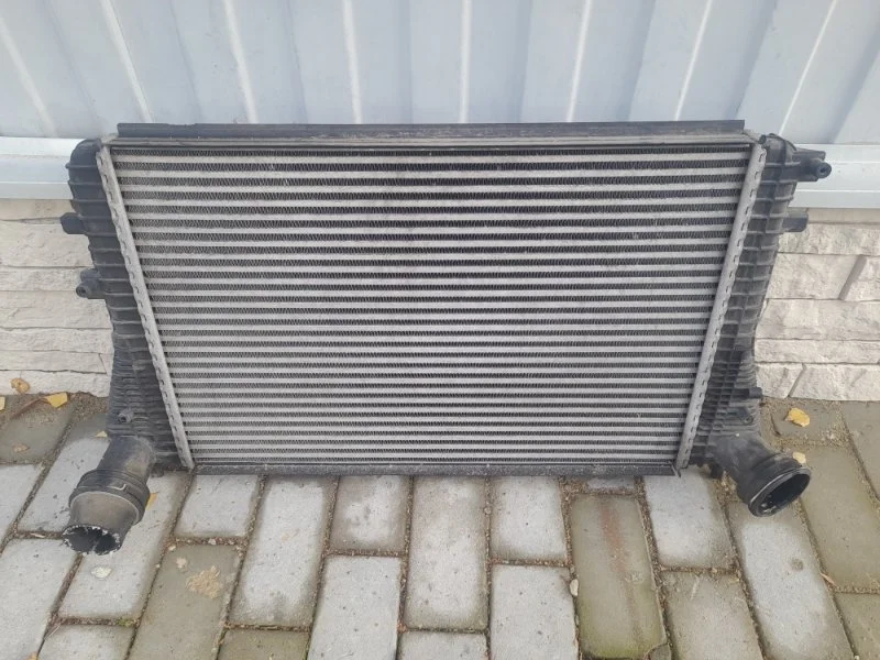 Интеркулер Audi A3 2008-2013 8P