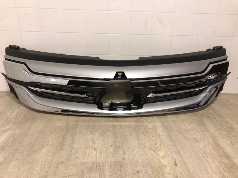 Решетка радиатора MITSUBISHI PAJERO SPORT 3 2015 2016 2017 2018 2019 2020 7450A960 KS 4N15, передняя