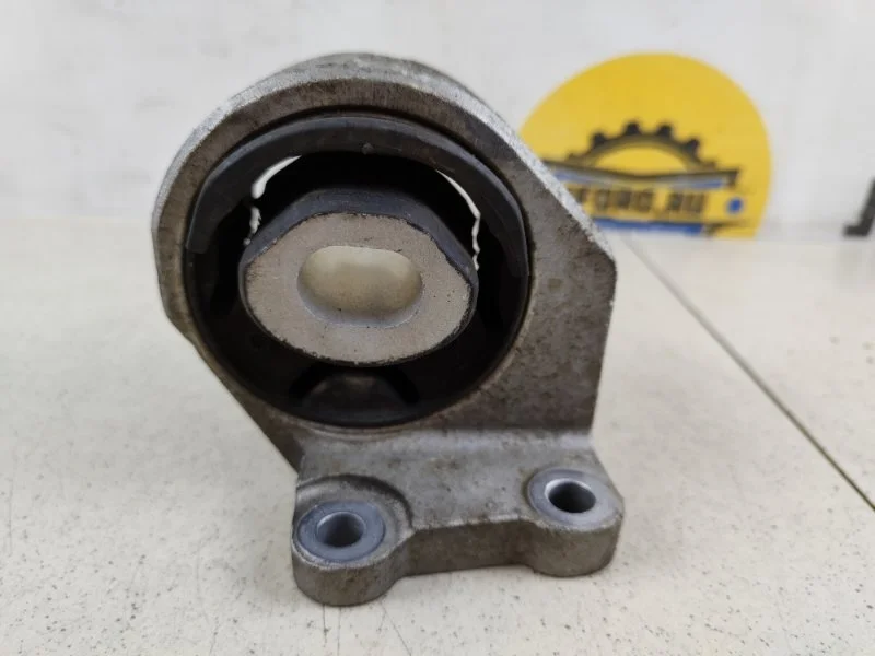 Подушка кпп Land Rover Discovery 5 2019 L462