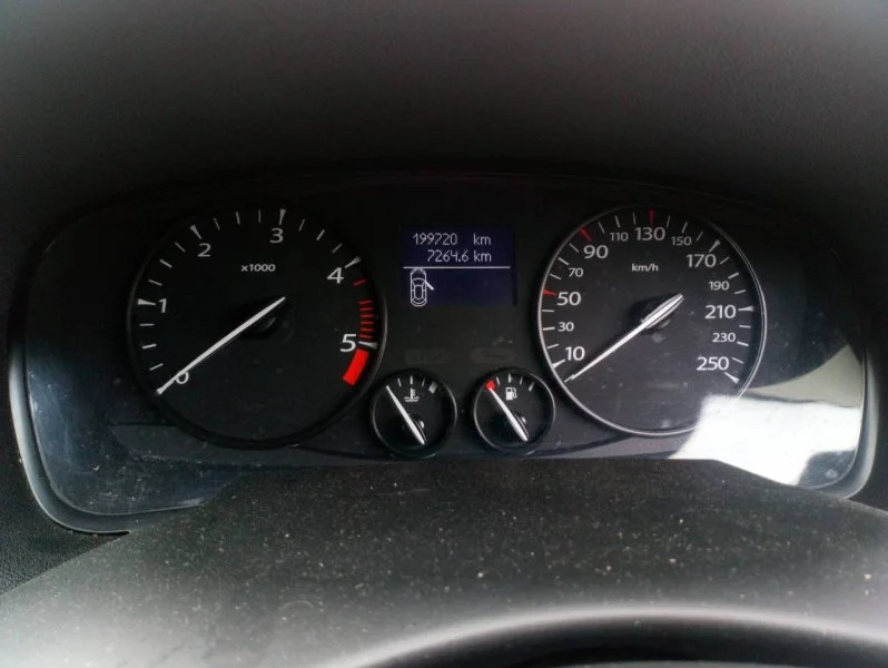 Продажа Renault Laguna 1.5D (110Hp) (K9K 782) FWD MT по запчастям