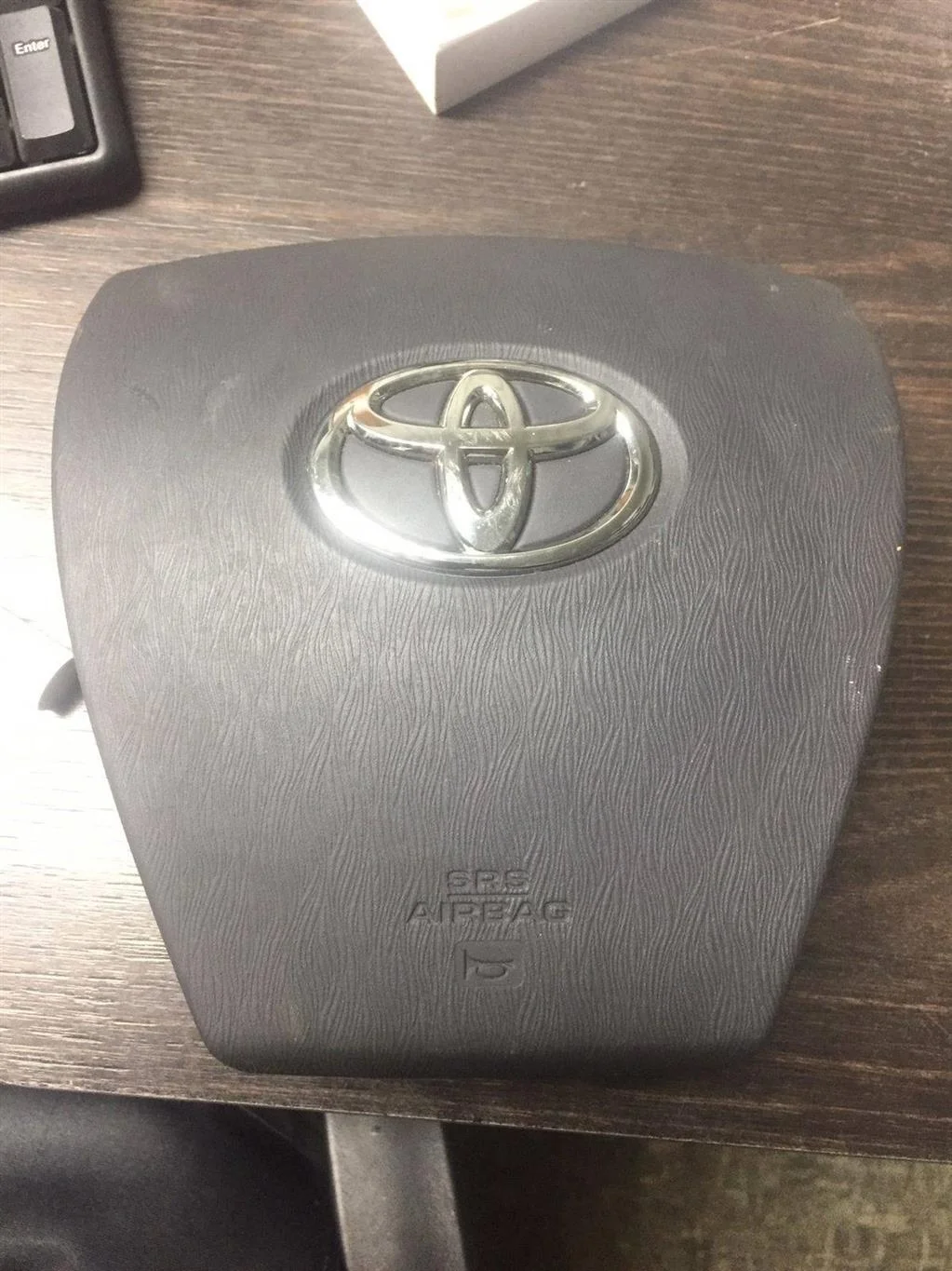 Б.у. подушка безопасности водителя TOYOTA PRIUS ZVW30 TOYOTA PRIUS ZVW30