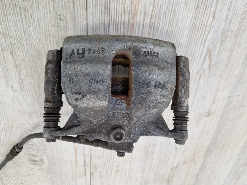 Суппорт тормозной VW Tiguan R-line 2015 5N