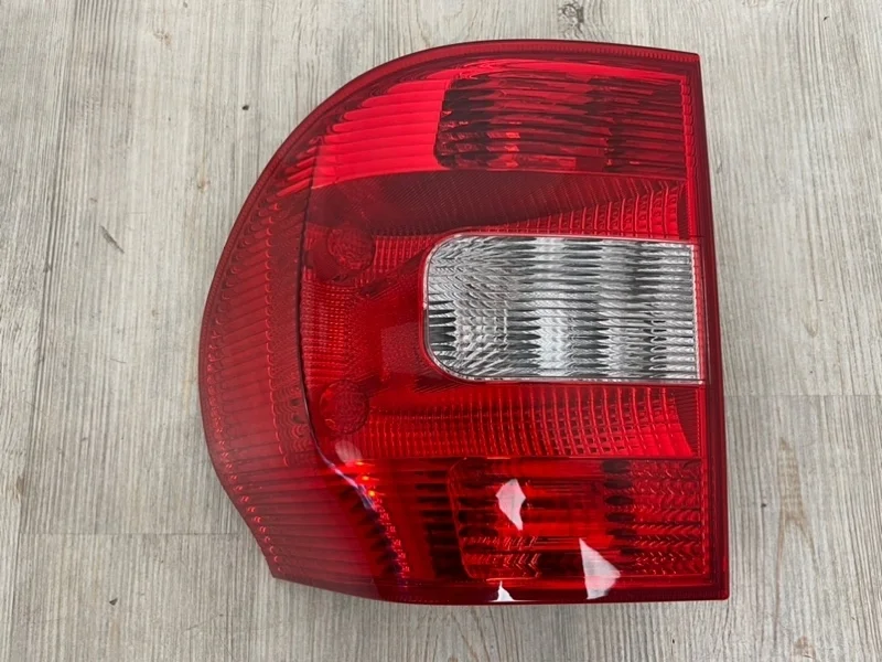 Фонарь Skoda Yeti 2010-2013 5L