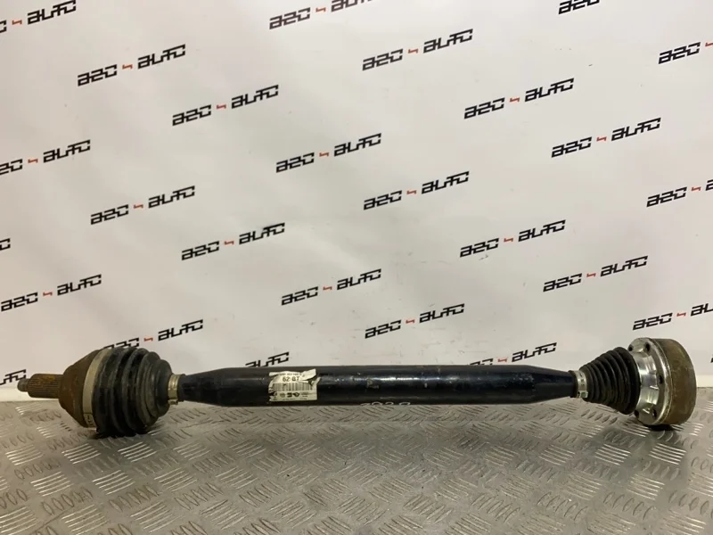 Приводной вал Volkswagen Golf 2009 6R0407762B 6 CBZ, правый