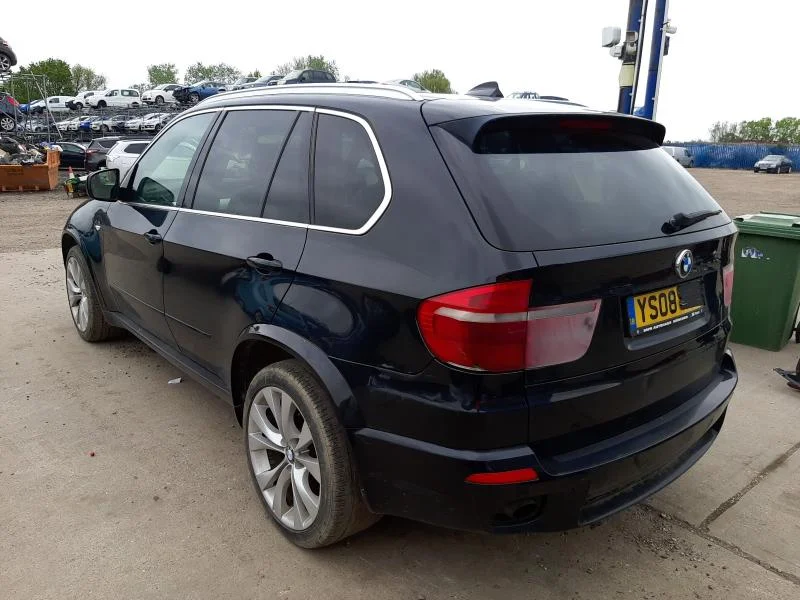 Продажа BMW X5 3.0D (235Hp) (M57D30) 4WD AT по запчастям