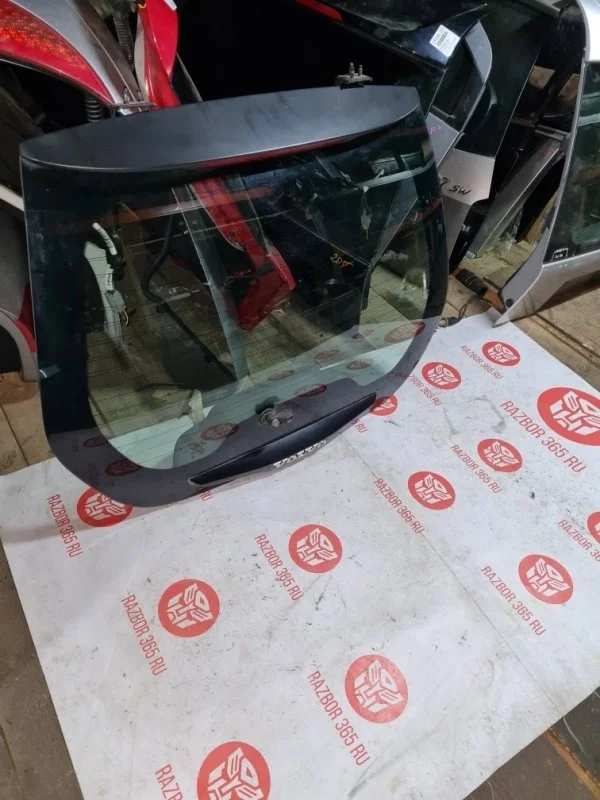 Крышка багажника Volvo C30 2008 MK