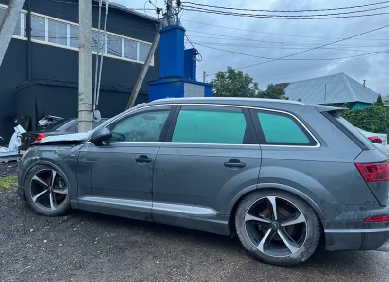 Продажа Audi Q7 3.0D (249Hp) (CVMD) 4WD AT по запчастям