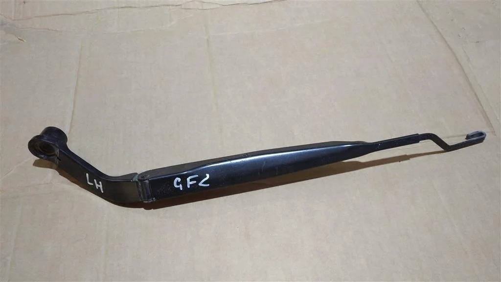 Б.у. поводок стеклоочистителя MITSUBISHI OUTLANDER GF2W MITSUBISHI OUTLANDER GF2W