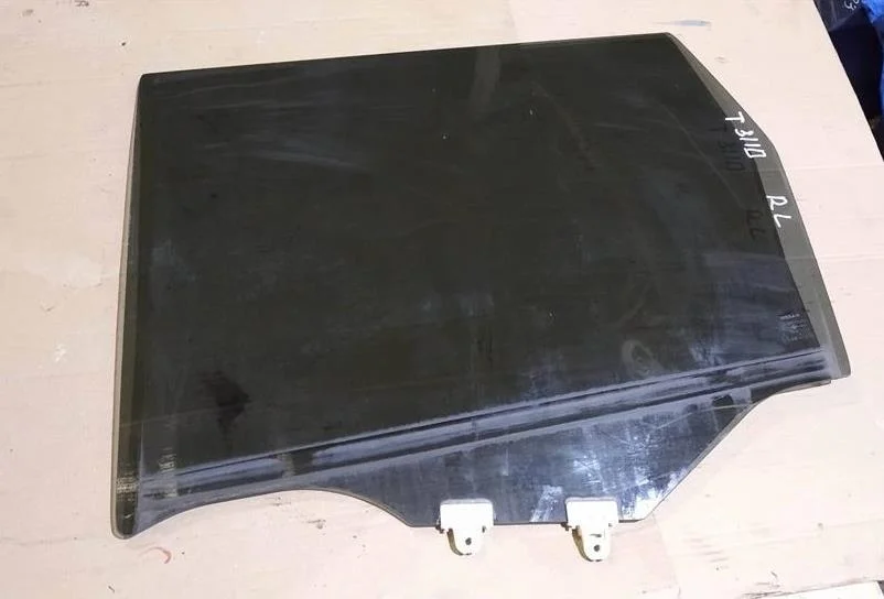 Б.у. стекло двери NISSAN X-TRAIL T31 NISSAN X-TRAIL T31