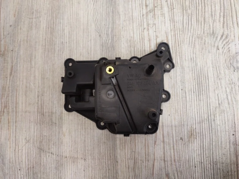 Маслоотделитель VW Tiguan R-line 2015 5N