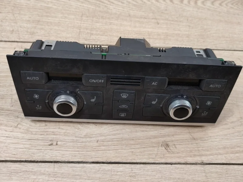 Блок управления климат контролем Audi Q7 2010-2015 4L