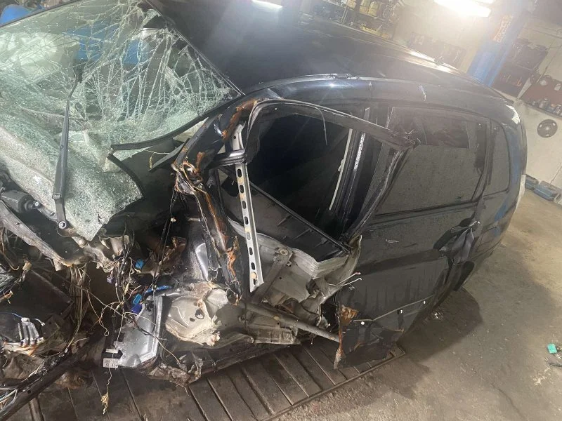 Продажа Suzuki Liana 1.6 (107Hp) (M16A) FWD MT по запчастям