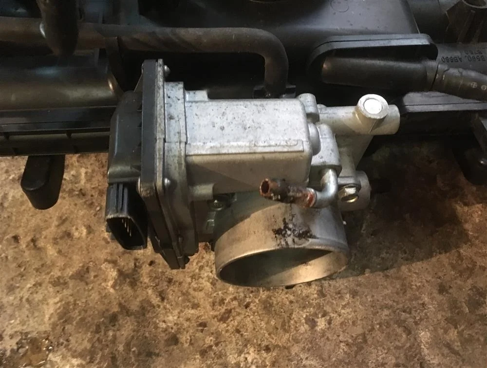 Дроссельная заслонка EZ30+EZ36