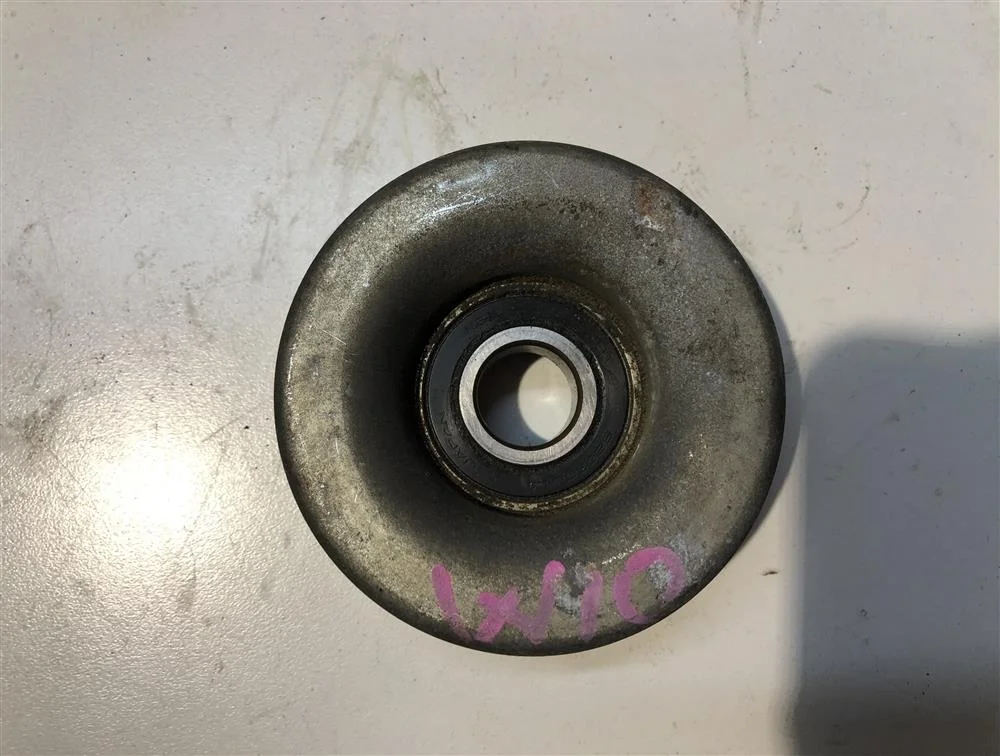 Ролик приводного ремня