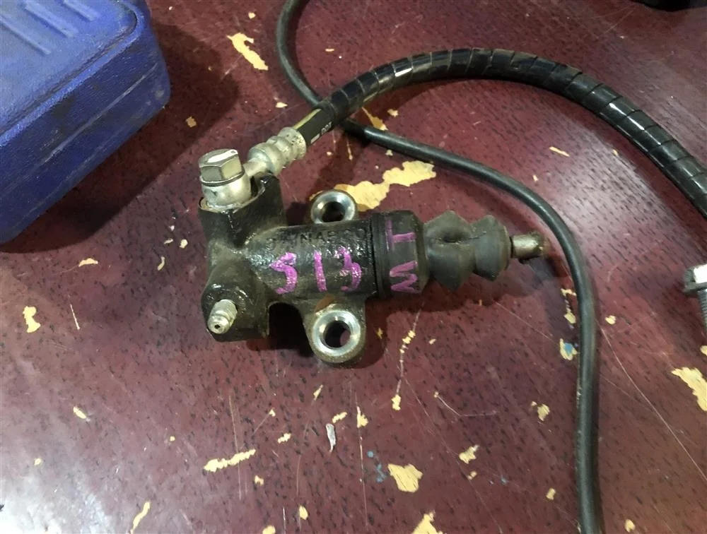 Рабочий цилиндр сцепления, пробег менее 500км, состояние близко к НОВОМУ!!!