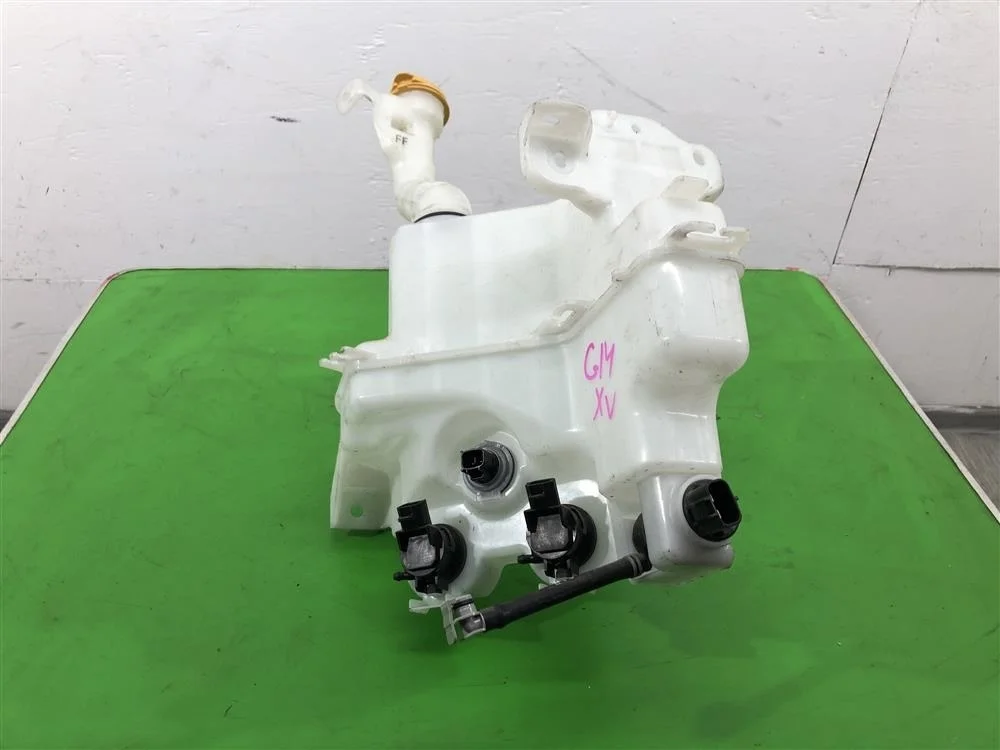 Бачок омывателя В СБОРЕ: три моторчика (без датчика уровня)