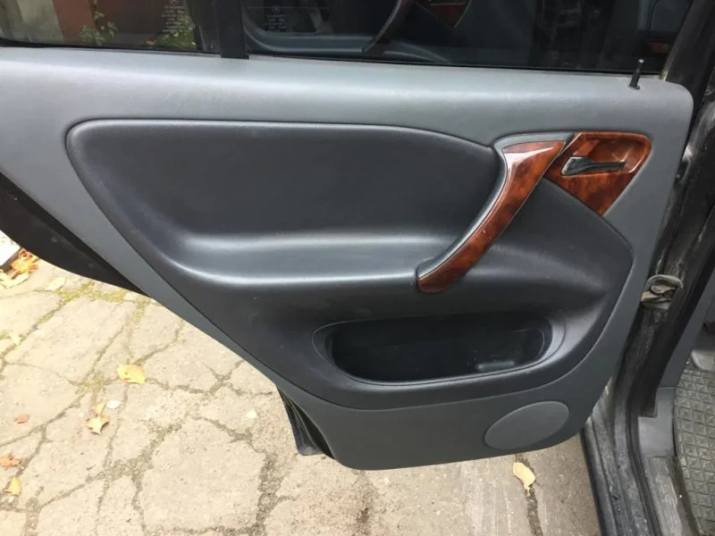 Продажа Mercedes-Benz M class 3.2 (215Hp) (112.942) 4WD AT по запчастям