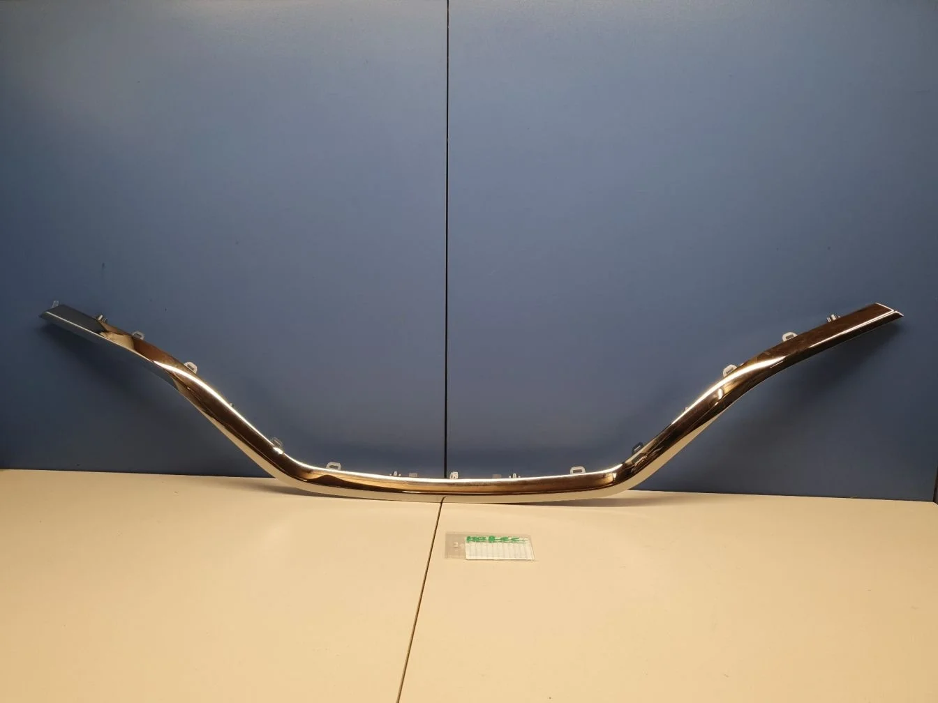 Молдинг решётки радиатора для Renault Kaptur 2016-