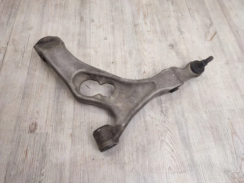 Рычаг подвески нижний VW Touareg 2 2010-2018 7P